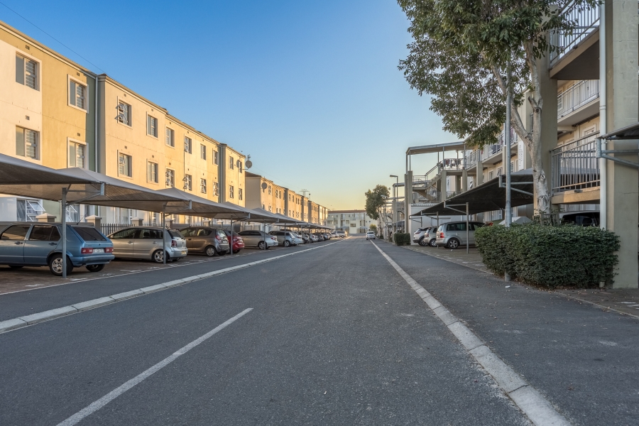 2 Bedroom Property for Sale in Stellendale Western Cape